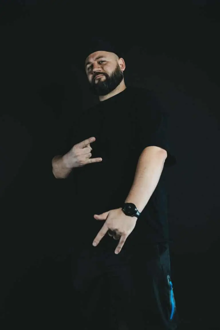 PIK ARTIST - PikAss Tattoo - Mejo - gast - tätowierer - realistic - artist - gastartist - 68775 - ketsch - tattoostudio - studio - black - and - grey - bng - style -stil - künstler - realistisch - black - and - grey